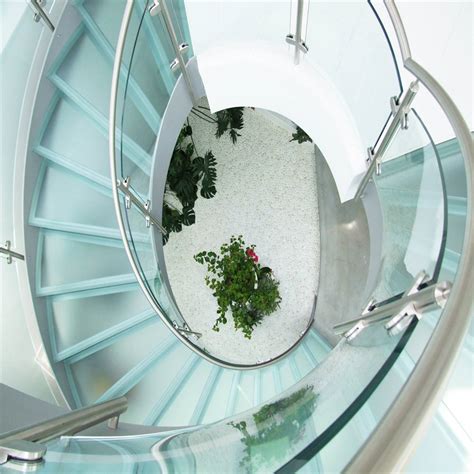China Modern Design Interior Curved Glass Staircase With Tempered Glass