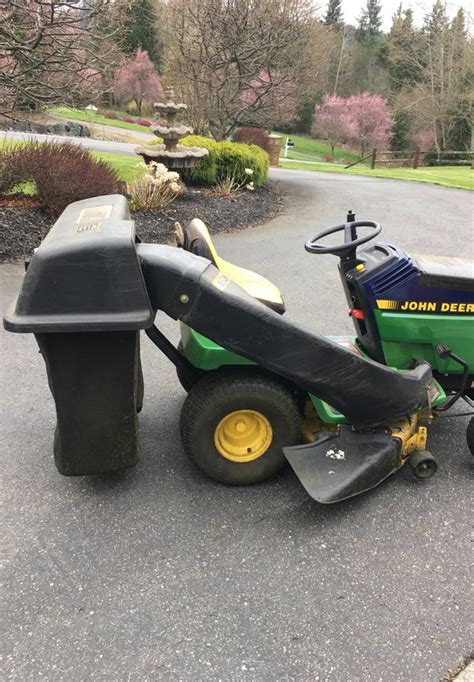 John Deere Lx 176 38” Deck Riding Lawn Mower Dual Bagger 14 Hp For Sale