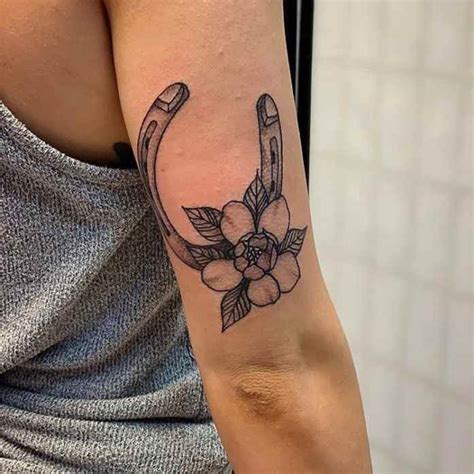 Horseshoe Tattoo Tattoo Designs For Women
