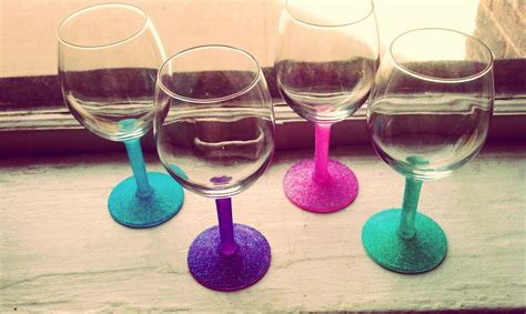 Glittered Wine Glass Ts 🎁 Musely