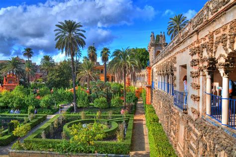 Los 20 Lugares Imprescindibles Para Visitar En Sevilla Kulturaupice
