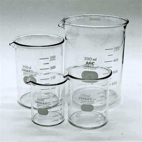 Aquades Dalam Gelas Beker Beaker Glass 100 Ml Iwaki Original Gelas Piala Gelas Kimia Shopee
