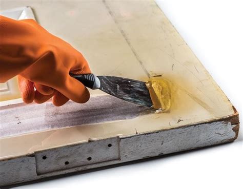 Cosa occorre per verniciare le porte in legno? Come Verniciare Finestre In Legno Già Verniciate