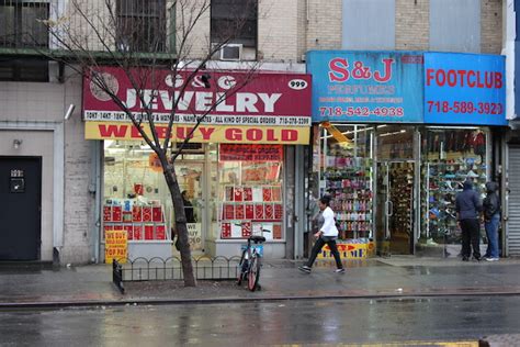 Bronx Store Robbed Of More Than 200k In Jewelry Police