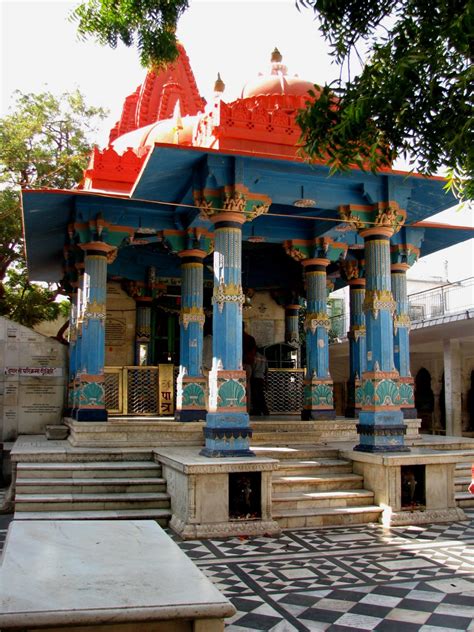 Visit The Brahma Temple In Pushkar Rajasthan 2021