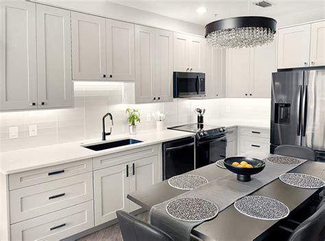 White Shaker Kitchen Cabinets Classic And Inexpensive Style