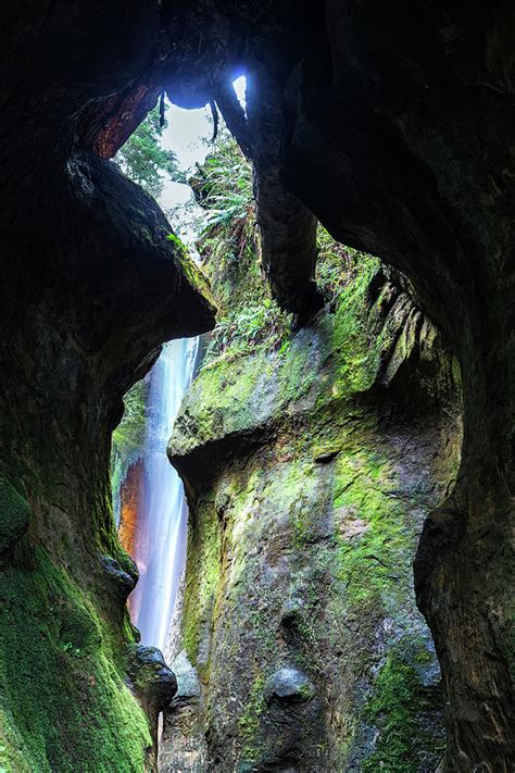 Amazing Vancouver Island Series Sombrio Cave Waterfall Inside Long