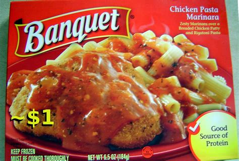 Home / frozen foods / dinners / banquet chicken nuggets dinner 6.75 oz. Forsythkid: Critique: Banquet's Chicken Pasta Marinara