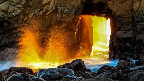 Best Time To See Sunset At Keyhole Arch Pfeiffer Beach In California 2024