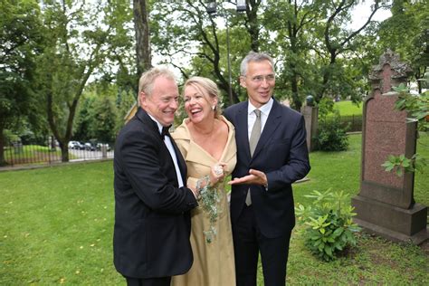 Raymond johansen kjæreste indeed recently has been sought by users around us, maybe one of you personally. Raymond Johansen Kjæreste : A Bo Pa Holmlia Er Som A Bo Pa ...