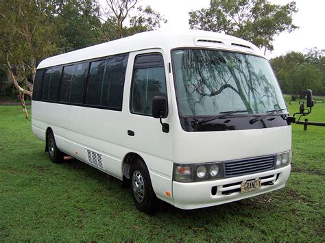 Toyota Coaster Deluxepicture 4 Reviews News Specs Buy Car