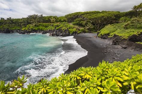 The Black Sand Beach At Waianapanapa State Park Hana Maui Hawaii United States Of America