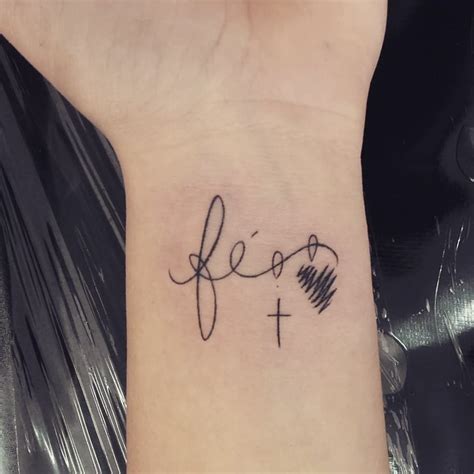 Tatuagem Fé Letra No Pulso Tattoo Studio Deathly Hallows Tattoo