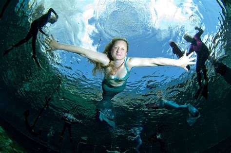 Sirens Of The Deep Mermaid Camp Real Life Mermaids Weeki Wachee