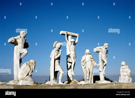 Jesus Dies On The Cross Marble Sculptures Depicting The Final Hours Of