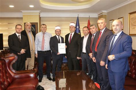 myftiu tërnava priti në takim një delegacion nga komuniteti mysliman shqiptar në zvicër islam