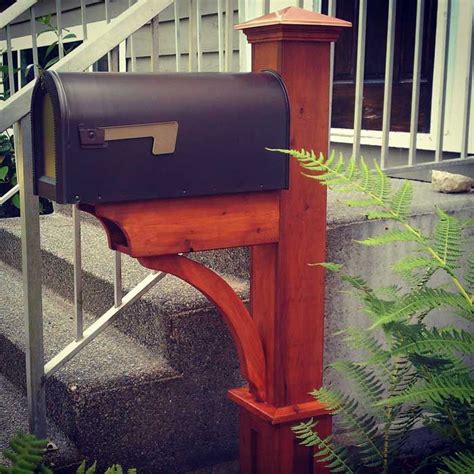 Cedar Mailbox Post Cedar Mailbox Post Diy Mailbox Mailbox Post