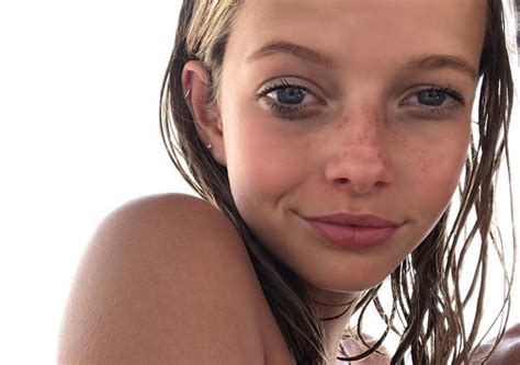 So Grown Up Gwyneth Paltrow Shares Rare Close Up Of Daughter Apple