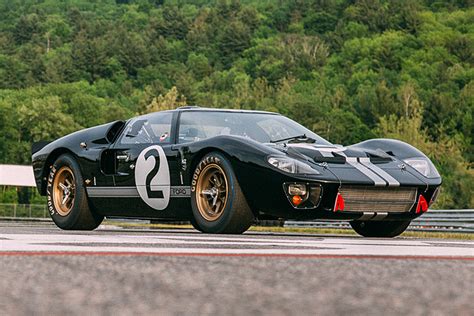 After 50 Years The 66 Le Mans Winning Ford Gt40 Is Reborn