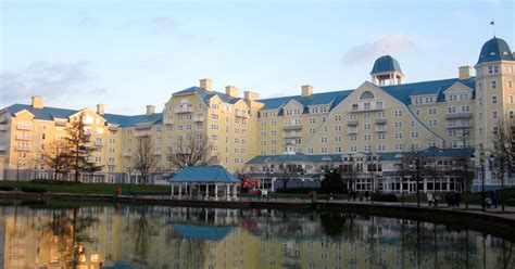 Disneys Newport Bay Club Hotel In Paris Mit Neuem Glanz Travelnewsch