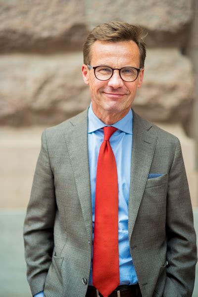 How can i contact ulf kristersson's management team or agent details, and how do i get in touch directly? Ulf Kristersson - Moderaterna - Östra Götaland