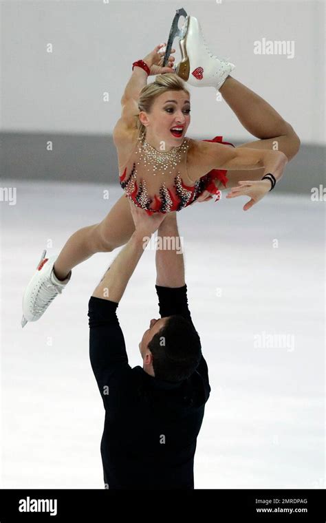 Aliona Savchenko And Bruno Massot Of Germany Compete During The Pairs