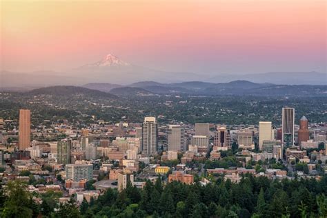 Premium Photo Downtown Portland Oregon At Sunset