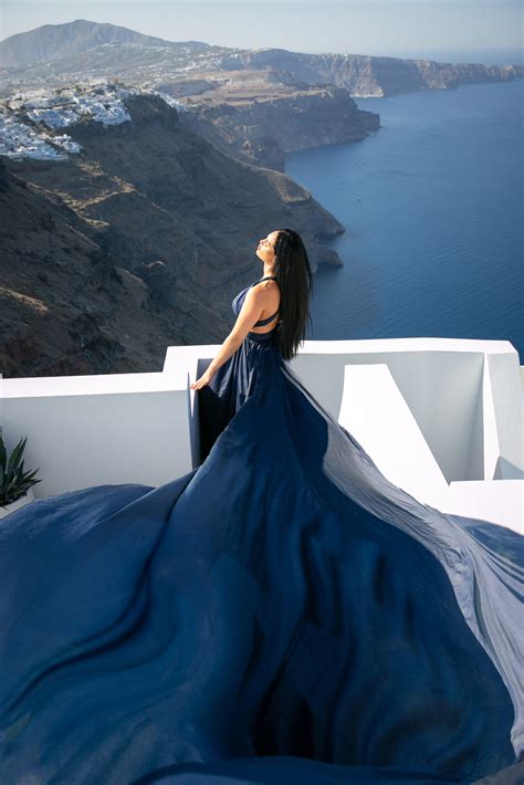 Flying Dress In Santorini Panos Barous Hire A Photographer In
