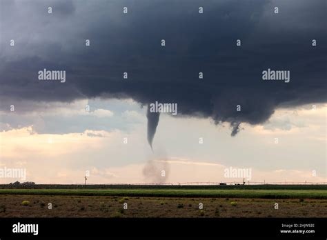 Supercell Tornado Alley Great Plains Hi Res Stock Photography And