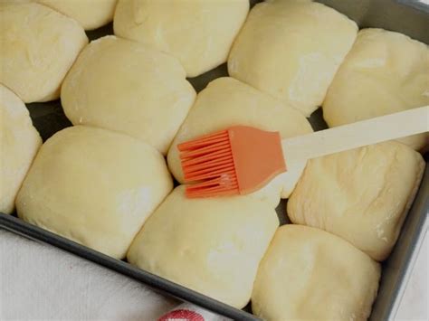 You can also store them in an airtight container to keep them soft. Easy Bread Machine Dinner Roll Recipe ~ Hey Mom! What's Cooking?