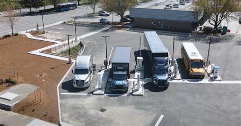 Daimler Unveils New First Of Its Kind Electric Truck Charging Station