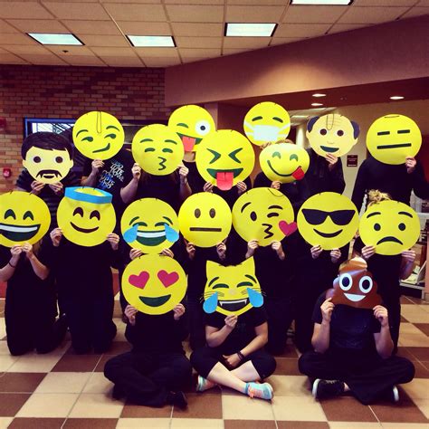 Group Emoji Costume Cute Party Emoji Fasnachtskostüm Selber Machen Kinder Geburtstagsideen