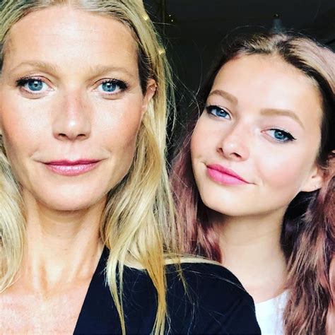 See Gwyneth Paltrow And Daughter Apple Martins Best Twinning Moments E News Uk