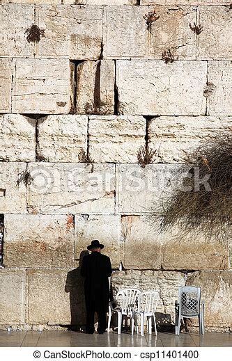 Jewish Praying At The Wailing Wall Western Wall Kotel Canstock