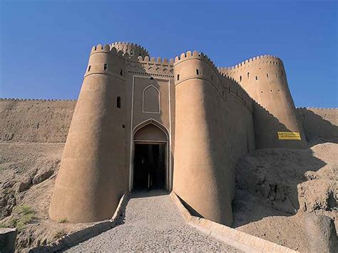بناهای تاریخی ایران بناهایی زیبا و شگفت انگیز سپنجا