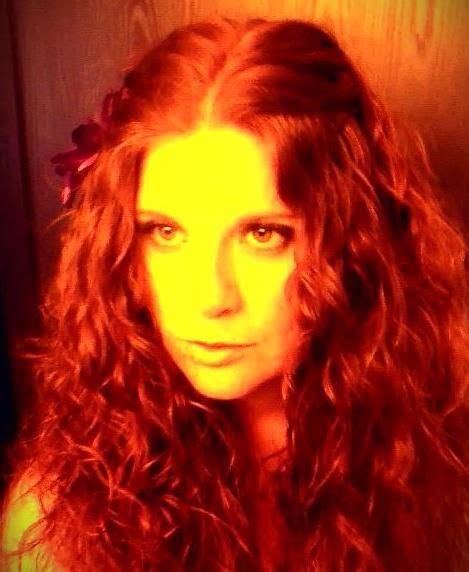 Redheads World On Fire Redheads Ginger Long Hair Styles Beauty