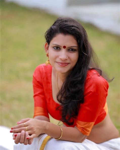 Reshmi R Nair Hot Traditional Dressing Pics