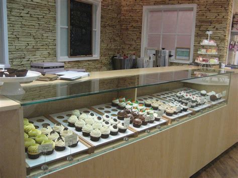 Glass Dispaly Cupcake Shops Cupcake Display Restaurant