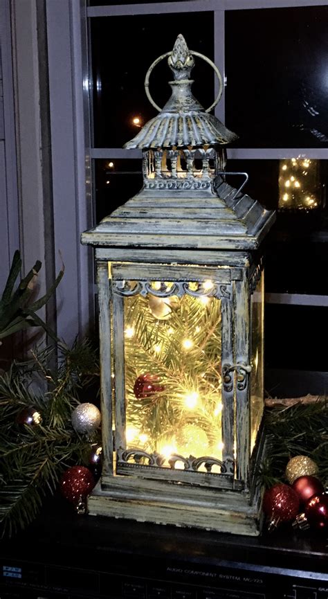 30 Lantern Decorated For Christmas