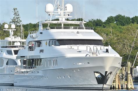 Tiger Woods Moors M Yacht Privacy In Marina Ahead Of Us Open