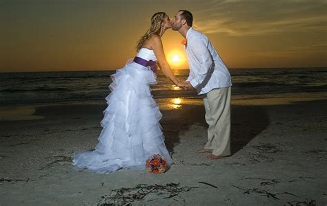 Seaside wedding san diego, san diego, california. Beach Weddings in San Diego. Call (619) 479-4000