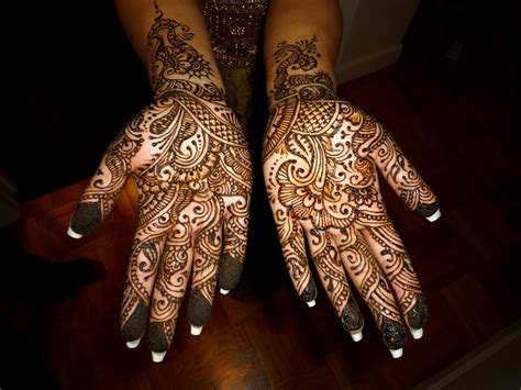 Free Mehndi Designs For Hands Mobile Wallpapers