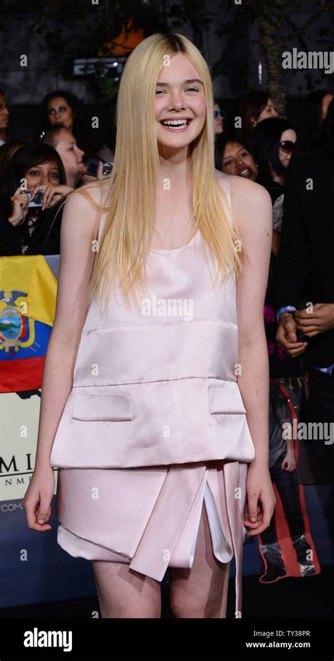 Actress Elle Fanning Premiere The Twilight Saga Hi Res Stock