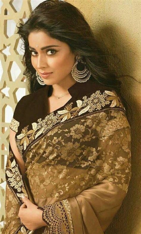 pin by vasudev behere on indian wear bollywood celebrities indian wear saree
