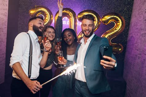 New Years Eve Captions For Instagram 22 Ways To Ring In 2022 On Your Socials