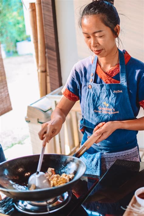 The Best Cooking Class In Chiang Mai Thailand Guide And Review