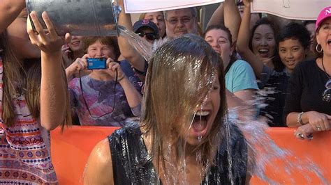 Dylan Dreyer Takes Ice Bucket Challenge For Als Today Com