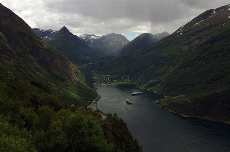 4k Free Download Norway Geirangerfjord Lake Fjord Cloudy Norway