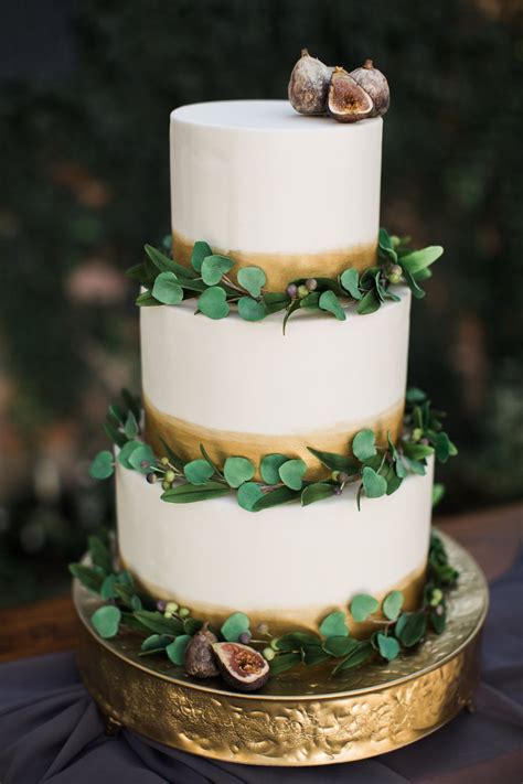 Adding edible gold leaf to cakes is fun and easy with kimberly meza from kimberlysskupcakes. Eucalyptus, Fig And Olive Leaf Cake - CakeCentral.com