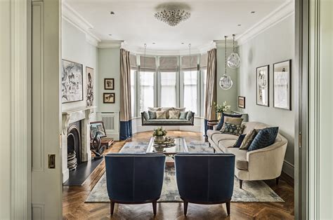 While having a small living room presents more challenges than a bigger space, the design can often turn out to be better resolved and better planned thanks to the size restrictions. Top 12 interior design living room ideas from the best UK ...
